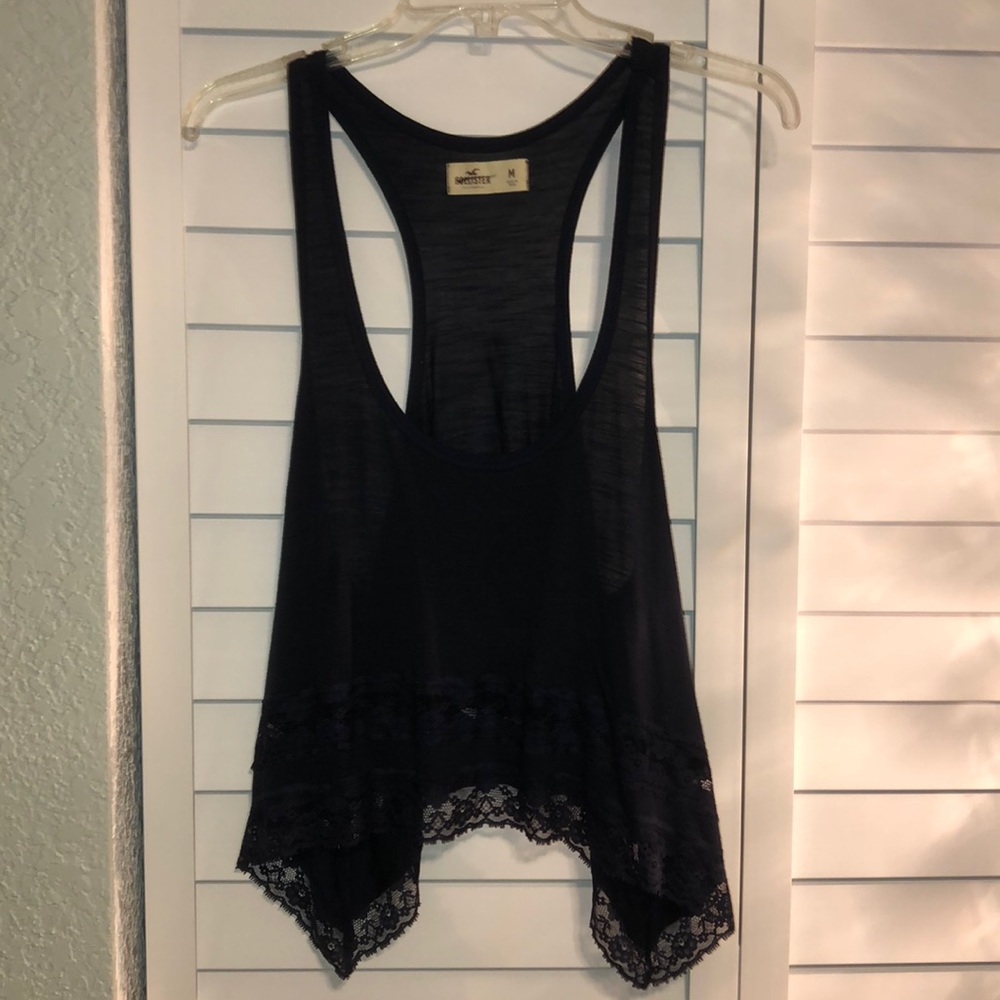 FLOWY LACE TANK